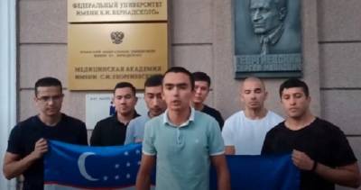 Узбекские студенты российских вузов попросили Мирзиёева вернуть их домой