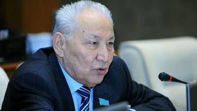 Сагадиев внес большой вклад в развитие казахстанского парламентаризма - Нигматулин