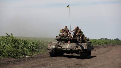 Киев направит в Донбасс военных с опытом участия в миротворческих миссиях ООН