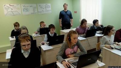 Власти Москвы заявили об эффективности программы "больших школ"