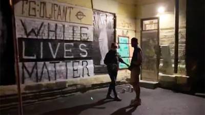 Кличко поймал двух жудожников-граффитчиков в Киеве