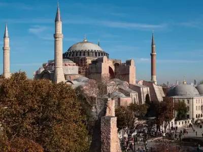 Реджеп Эрдоган - Первый за 86 лет намаз завершился в соборе Святой Софии в Стамбуле - live24.ru - Турция - Стамбул