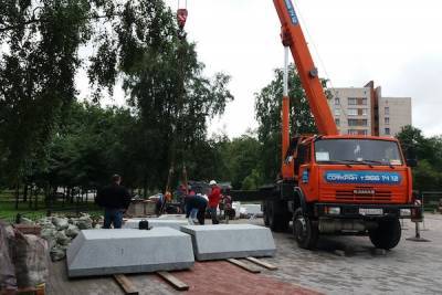 Памятник Виктору Цою начали устанавливать в Петербурге
