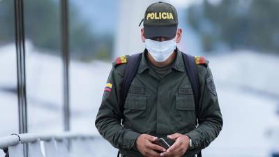 В Колумбии задержали более 30 человек на вечеринке за нарушение карантина