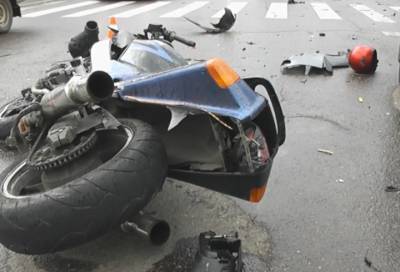 Во Всеволожском районе малолетний мотоциклист влетел в иномарку