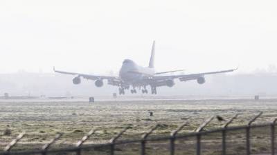 Попадание молнии привело к аварийной посадке самолета в Японии