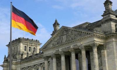 Германия выступила против возвращения России в G8 до решения вопроса с Крымом