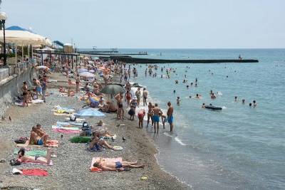 Черноморские и Азовские курорты Краснодарского края заполнены более чем на 70%