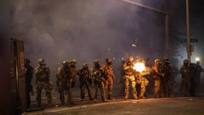 В Сиэтле в столкновениях с протестующими пострадали 59 полицейских