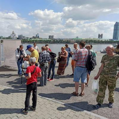 Группа по возврату выборов мэра Екатеринбурга начала сбор подписей жителей