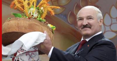 ВЦИОМ: больше половины россиян положительно относятся к Лукашенко