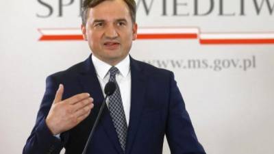 Министр юстиции Польши заявил о намерении страны выйти из Стамбульской конвенции