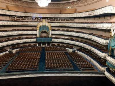 Мариинский театр открывает кассы и историческую сцену