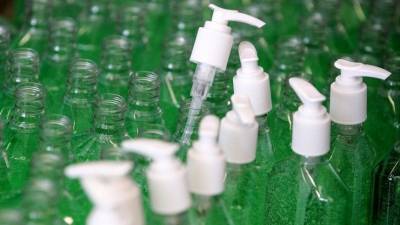 Роспортребнадзор назвал эффективные антисептики против коронавируса