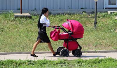 Женщинам с детьми до трех лет и пожилым облегчат трудоустройство