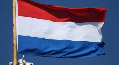 Нидерланды ужесточили правила въезда в страну: Украина попала в "красный список"