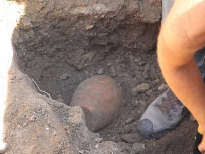Археологи нашли бутылку времен Османской империи в Одесской области