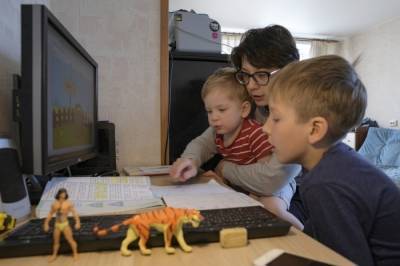 Глава Минпросвещения: в российских школах не будет онлайн обучения