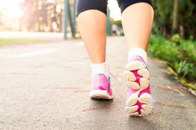 Ученые заявили о пользе ходьбы для здоровья и похудения