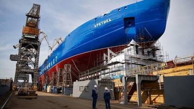 Путин поручил увеличить уровень локализации судостроительного производства