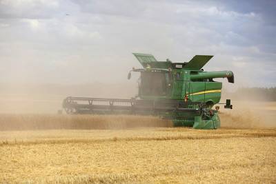 Первый миллион тонн зерна намолочен в регионе