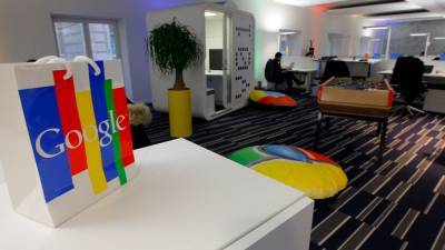 Google разрешит своим сотрудникам работать из дома до лета 2021