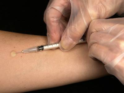 Самые масштабные в мире испытания вакцины от коронавируса стартовали в США