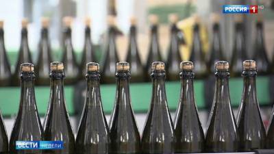 Минимальную цену шампанского увеличат с 1 января