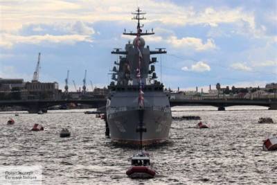 Уникальные подводные кадры с российского парада ВМФ восхитили иностранных зрителей