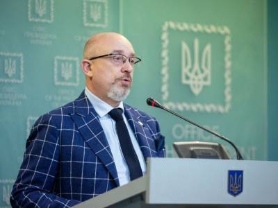 Резников заявил, что информация о выстрелах на Донбассе еще не означает нарушения перемирия