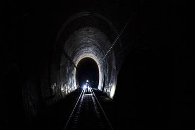 На востоке КНР построили крупнейший высокоскоростной ж/д тоннель