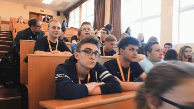 Российские школьники завоевали сразу пять медалей на Европейской олимпиаде по физике