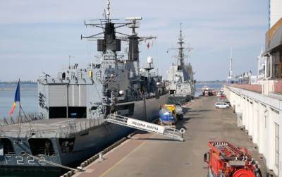 Корабли НАТО прибыли в Одессу обеспечивать "мир и стабильность"