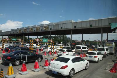 «Автодор» повысит тарифы для проезда на платных трассах в летний период