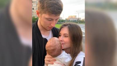 Олимпийская чемпионка Липницкая стала мамой. Ее дочери исполнился уже месяц