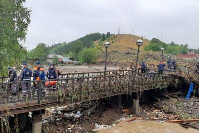 Группировка МЧС завершила работы в затопленных Нижних Сергах
