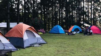 Названы основные правила безопасного секса в палатке на природе