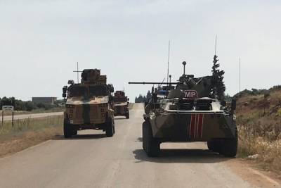 В Сирии российские и турецкие военные провели очередное совместное патрулирование
