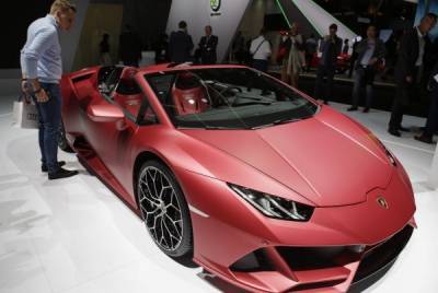 В США бизнесмен купил Lamborghini на выделенные из-за пандемии властями деньги