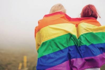 МИД России выразил протест США, Британии и Канаде за флаги ЛГБТ