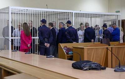 В ИТ и телекоме Белоруссии большая чистка: В тюрьме замглавы Совбеза, банкиры и чиновники. Россиян отпустили в зале суда