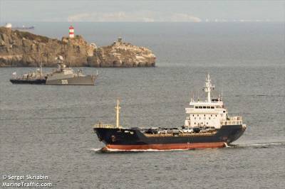 Сахалинские перевозчики морских грузов недовольны господдержкой конкурента