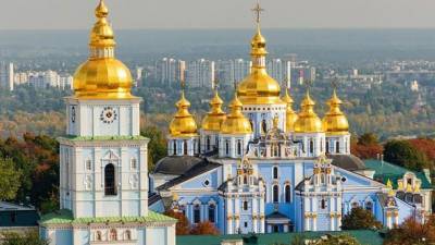 В Михайловском соборе Киева празднуют годовщину крещения Руси-Украины