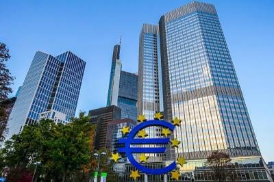 ЕЦБ продлил рекомендацию банкам не платить дивиденды до января 2021 года