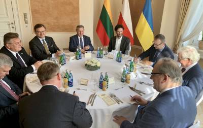 Украина, Польша и Литва проводят переговоры в Люблине