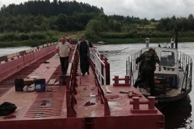 В Пыщугском районе Костромской области восстанавливается понтонный мост через Ветлугу