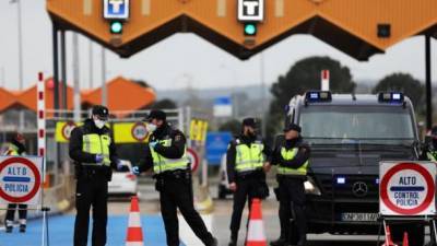 ЕС оставит границы закрытыми еще на две недели, - Bloomberg
