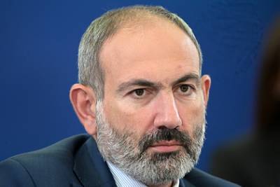 Пашинян назвал относительно стабильной ситуацию на границе с Азербайджаном