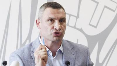 Мэр Киева пригрозил «накостылять» безотвественным чиновникам