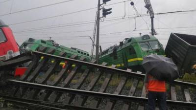 После столкновения поездов на Малой Балканской пострадал один человек